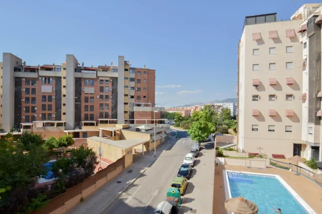 ¡Vive en una de las zonas más cotizadas de Granada! — 2