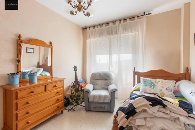 PISAZO EN MOTRIL — 18