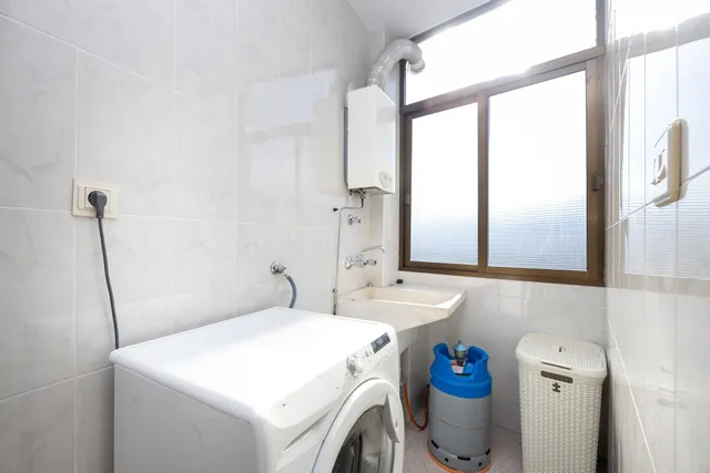 Casa de 6 dormitorios con piscina privada, terrazas y espectaculares vistas en Órgiva – Granada — 17