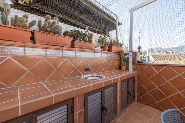 ÁTICO DE 140 M2 CON TERRAZA PRIVADA, GARAJE Y VISTAS DESPEJADAS EN SALOBREÑA — 5