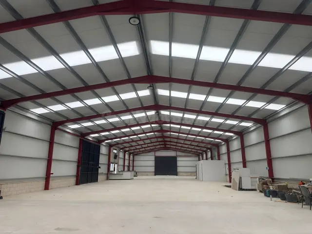 FINCA DE 15.334 M2 CON NAVE DE 860 M2 EN TORTOSA — 4