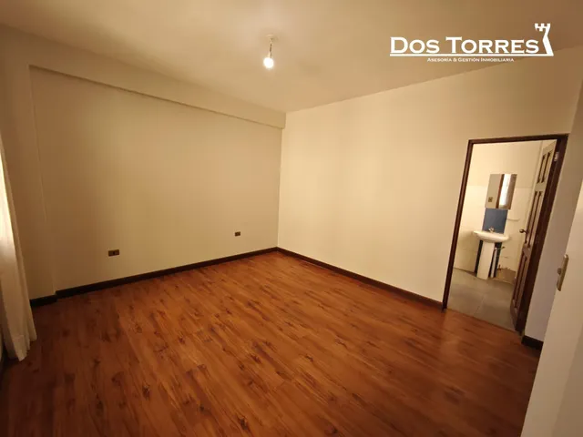 Bs.-3.500 En alquiler Amplio Departamento de 3 dormitorios, garaje y patio, proximo al IC NORTE (MELCHOR) — 19