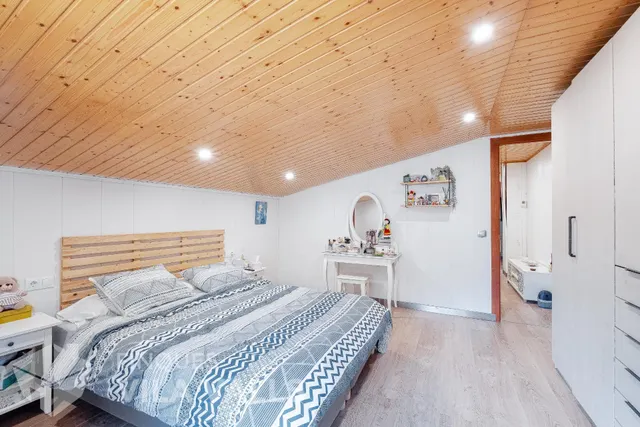 Casa independiente con gran parcela en Sant Quirze Safaja — 30