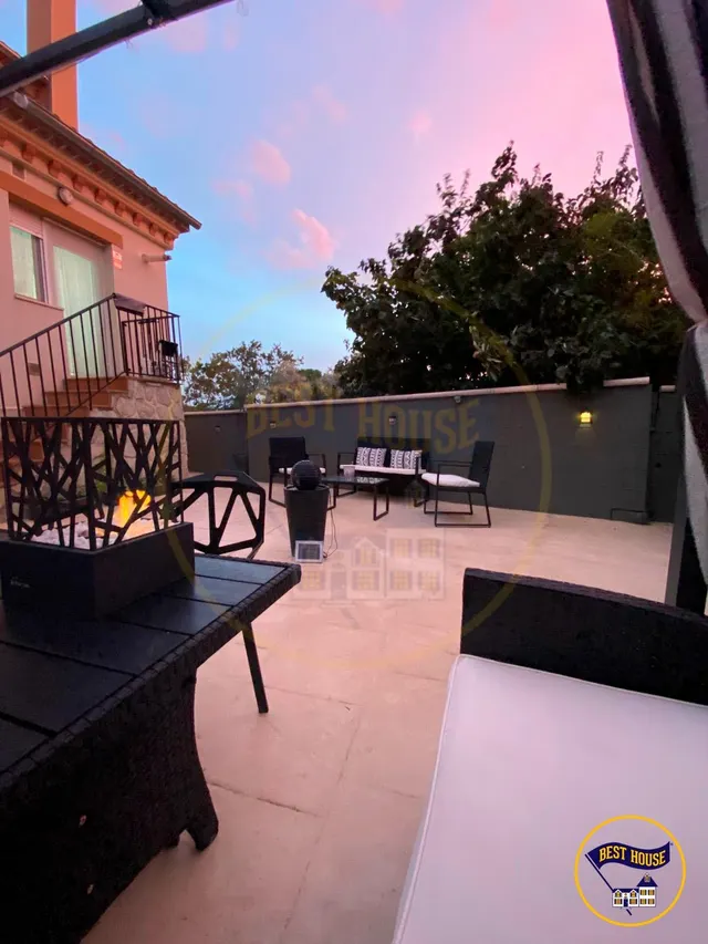 Chalet en venta en arcas del villar — 44