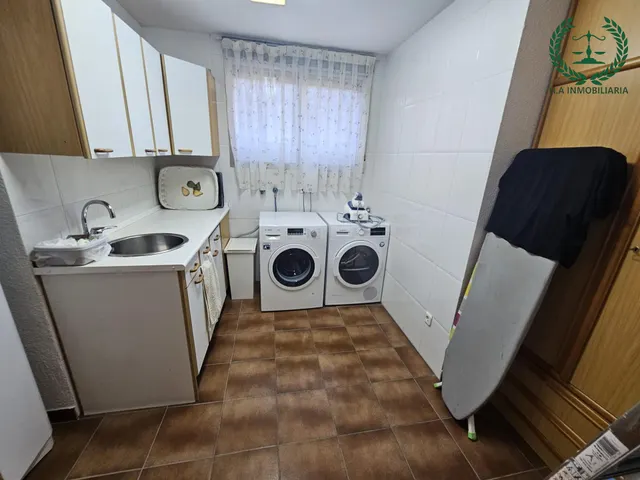 Chalet independiente con parcela de 1.000 m2 y piscina privada. — 17