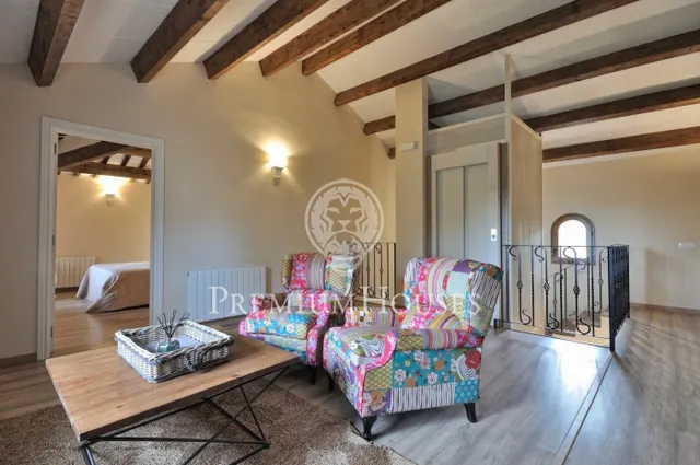 Casa señorial reformada en Llinars del Vallés — 32