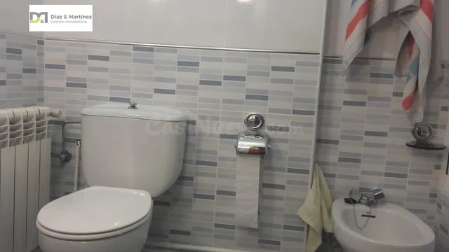 PISO CENTRICO EN LA BAÑEZA - foto 2