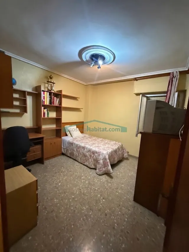 Amplio piso de 127 m2 con trastero en Santa Rosa, Alcoy — 17