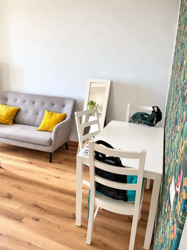 ## Estudio reformado en Amarilla Golf con vistas al mar — 20