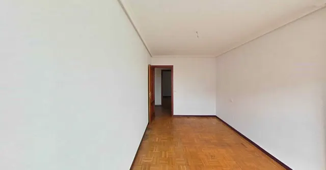 ESTUPENDO PISO EN TROBAJO DEL CAMINO — 5