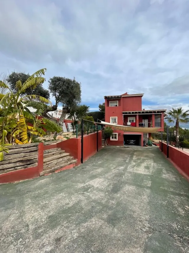Chalet en venta en La Nucia