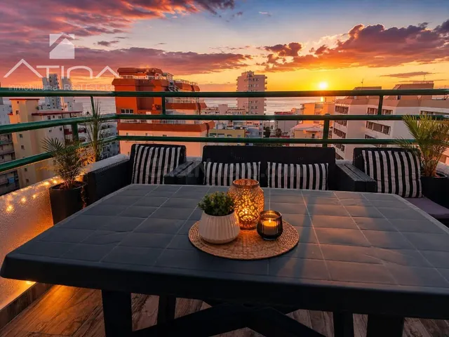 Apartamento con vistas al mar, a solo 100 metros de la arena - foto 2