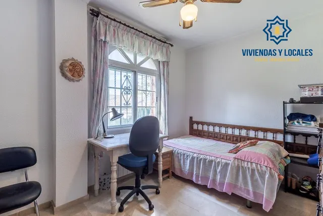 Espectacular Chalet en Ogijares - Ideal para Familias — 37
