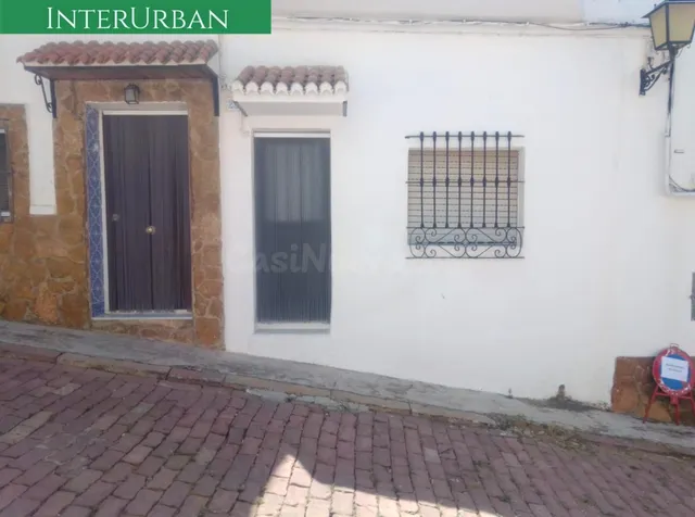 OPORTUNIDAD - Una pequeña casa, un gran refugio en plena Ser