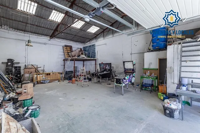 NAVE INDUSTRIAL EN POL. ASEGRA, PELIGROS. — 4
