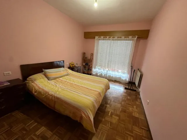 Piso de 113 m2 centro Ribadavia con garaje y trastero - foto 4