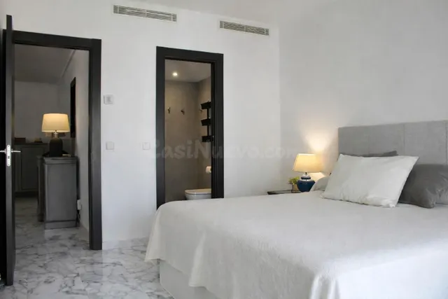 Ático en venta en una de las urbanizaciones más prestigiosas - foto 4