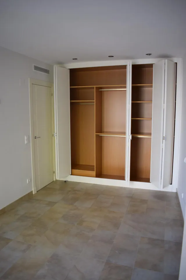 VENTA VIVIENDA CON INQUILINO NO SE PUEDE PASAR VISITAS — 19
