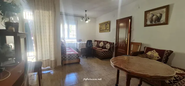 DESDE ENERO DE 2026. Chicas. 280€ INCLUIDOS Suministros. CAM