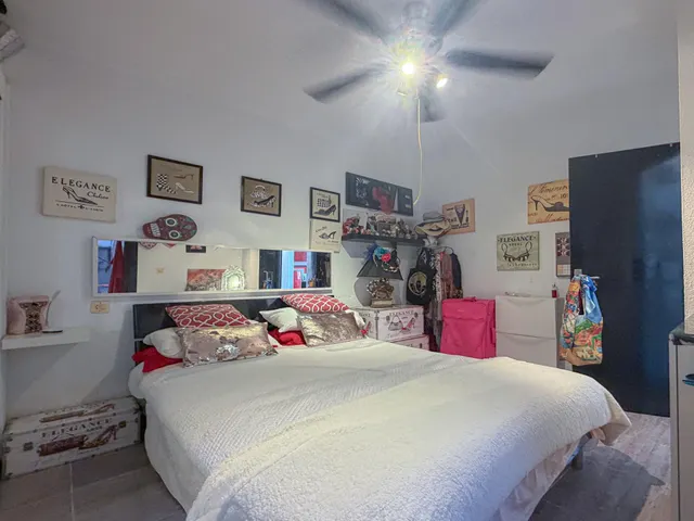 Exclusivo Adosado con excelente diseño y 2 amplias terrazas + solarium privado con vistas despejadas ( Sin gastos de comunidad ) — 26