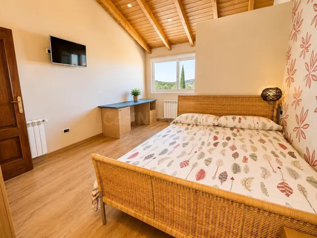 habitaciones premium para chicas estudiantes en una amplia c - foto 2