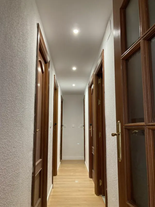 ESTUDIANTES!! 5 habitaciones EN PISO REFORMADO — 13