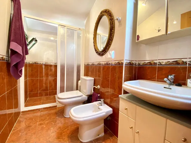Alquiler Corta Temporada, Centro de Fuengirola, Atico 2 dormitorios: Una Vivienda Cuidada con Terrazas Soleadas — 12