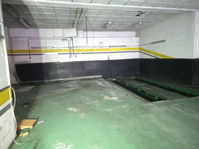LOCAL COMERCIAL DE 300 M2 EN LA PRINCIPAL CALLE DE CIUDAD NA - foto 2