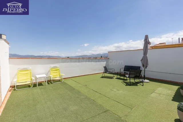 Ático con gran terraza y garaje en el centro de Alhendín – l - foto 3
