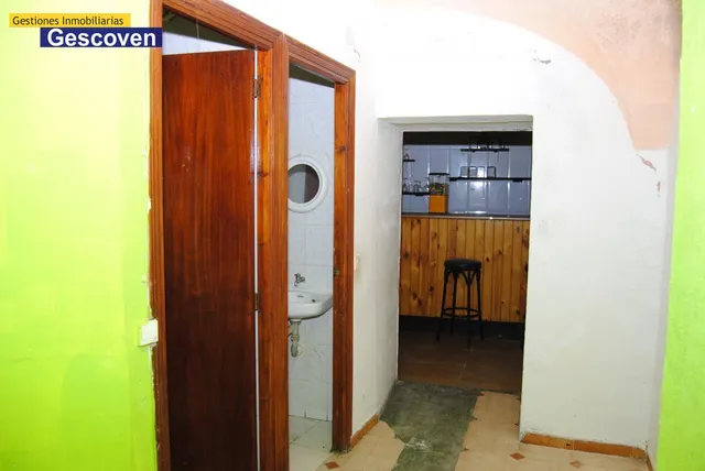 VIVIENDA CÉNTRICA CON AMPLIAS POSIBILIDADES — 9