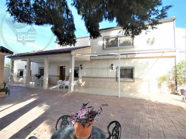 ++Chalet en Molina de Segura zona Los Valientes++, 500 m. — 4