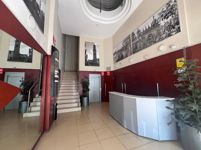 Oficina en venta en Zona Oeste — 40