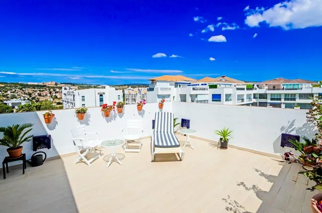 Ático con terrazas panorámicas en Puerto Banús — 3