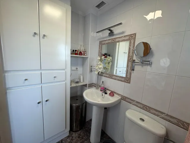 ENCANTADOR CHALET CON PARCELA A ESCASOS METROS DEL MAR — 19
