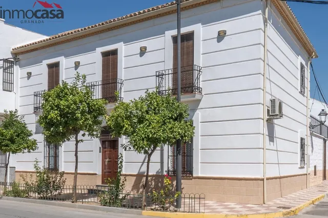EMBLEMÁTICA CASA SEÑORIAL EN VALDERUBIO