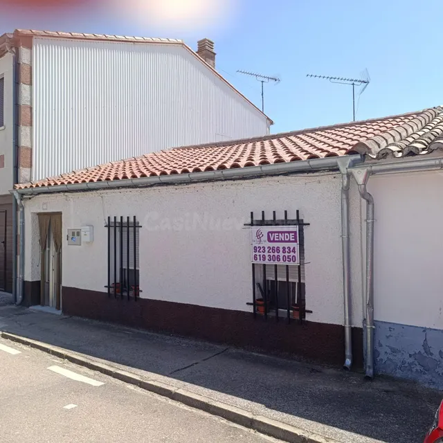 CASA PARA ENTRAR A VIVIR EN LA LOCALIDAD DE EL CAMPO DE PEÑA - foto 2