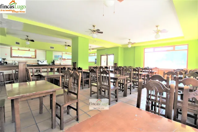 CAFETERÍA-RESTAURANTE EN ZONA UNIVERSITARIA