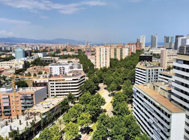 PISO DUPLEX AMUEBLADO — 24