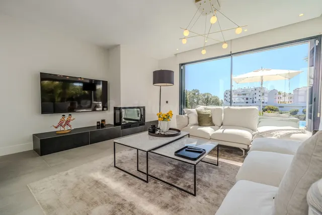 Chalet 4 habitaciones 383m² en venta - Costa Del Sol — 3