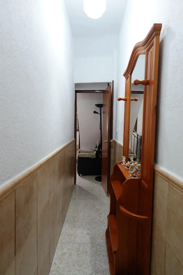SE VENDE CASA DE DOS DORMITORIOS EN ALGECIRAS. — 6