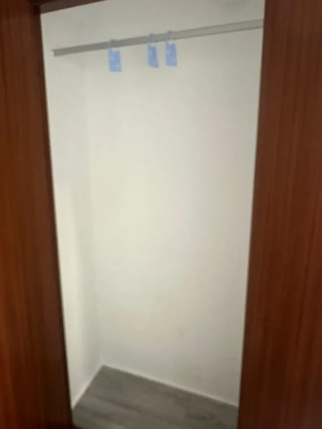 ALQUILER DE APARTAMENTO (ZONA FUENTE DEL RÍO) — 6