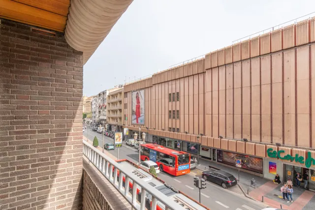 ESPECTACULAR VIVIENDA EN ACERA DEL DARRO — 10