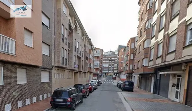 VENTA PISO EN PONFERRADA - LEÓN - foto 2