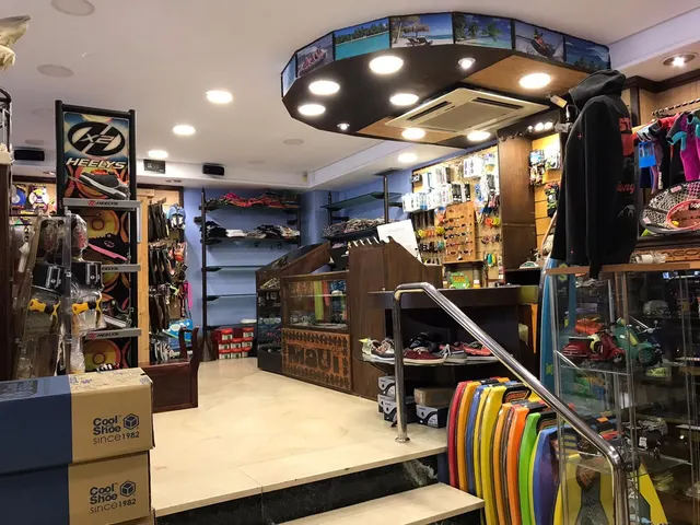 Local comercial 94m² en venta - Marbella — 16