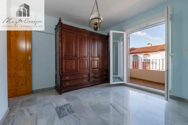 Amplia casa adosada en "la joya"....a escasos minutos del centro de Granada!! — 48