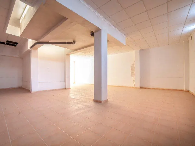 Local comercial de 169 m2 — 11