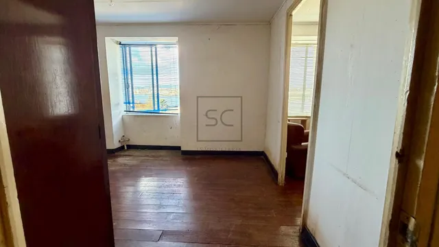 Casa adosada, para reformar en Neda. — 20