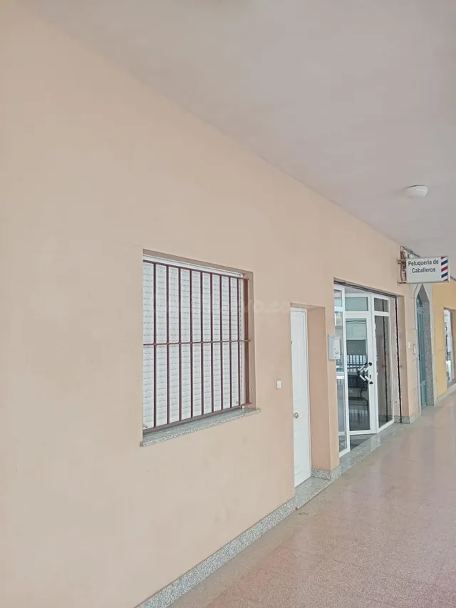 Local comercial en alquiler en los nietos: ¡el espacio ideal para hacer crecer tu negocio! — 3