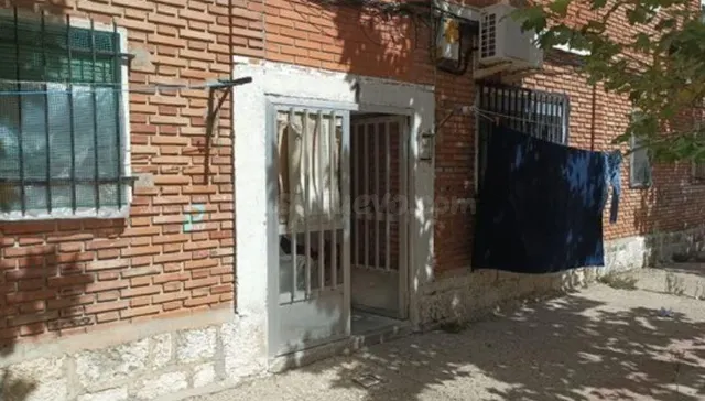 SE VENDE piso OKUPA en C Orbigo 1 de Valladolid - foto 2