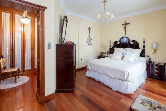FANTASTICA CASA EN PLAZA DE LOS LOBOS — 22